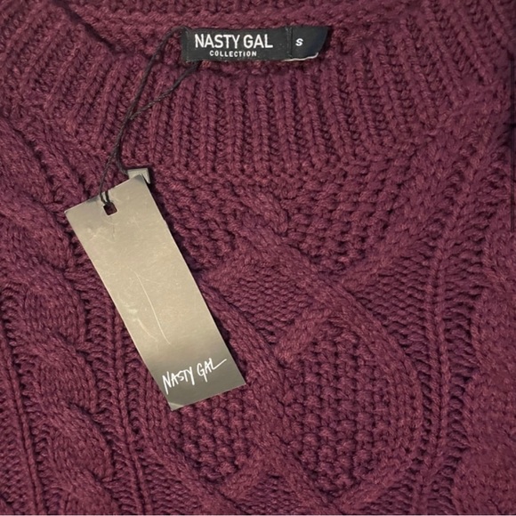 NWT Nasty Gal Cable Knit Crew Neck Sweater SZ S - Picture 2 of 5